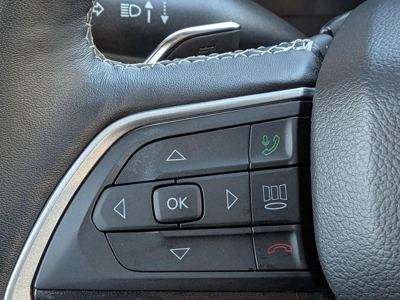 2022 Jeep Grand Cherokee Laredo