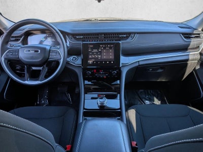 2022 Jeep Grand Cherokee Laredo