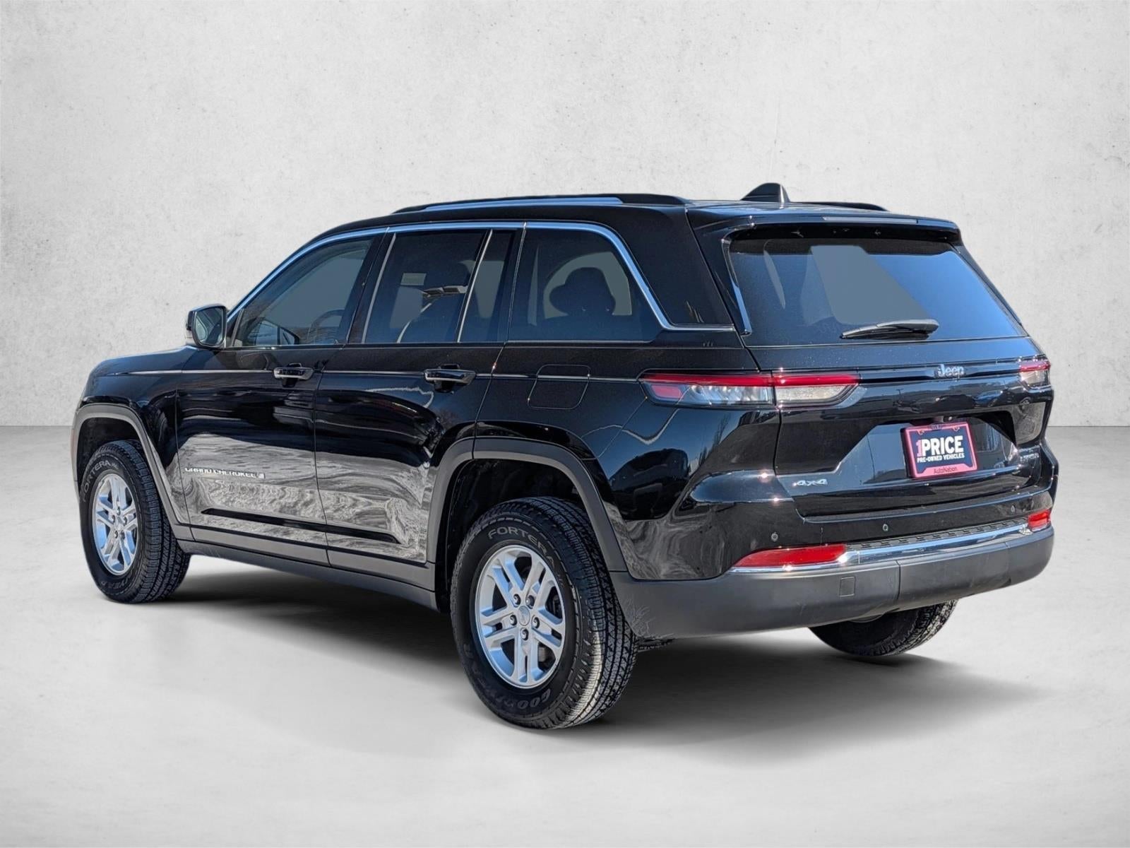 2022 Jeep Grand Cherokee Laredo