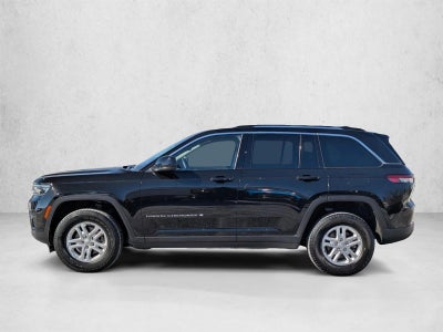2022 Jeep Grand Cherokee Laredo