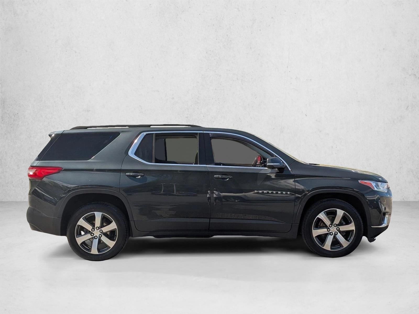 2021 Chevrolet Traverse LT Leather