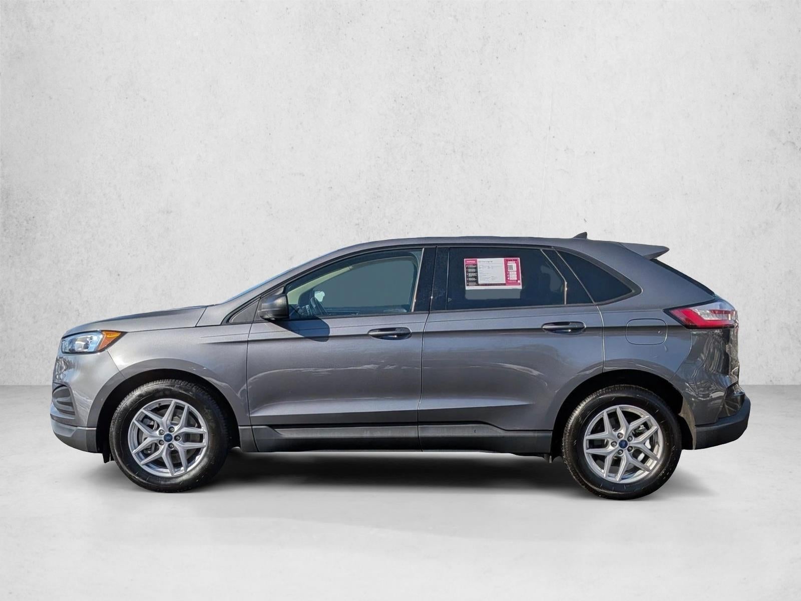 2021 Ford Edge SE