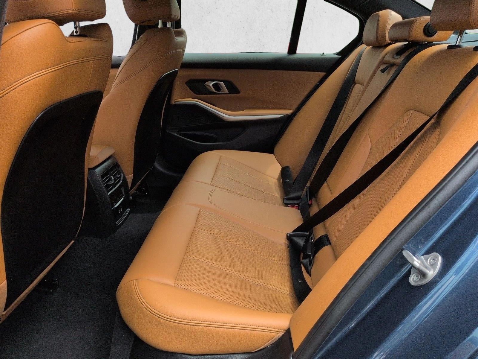 2025 BMW 330i 330i