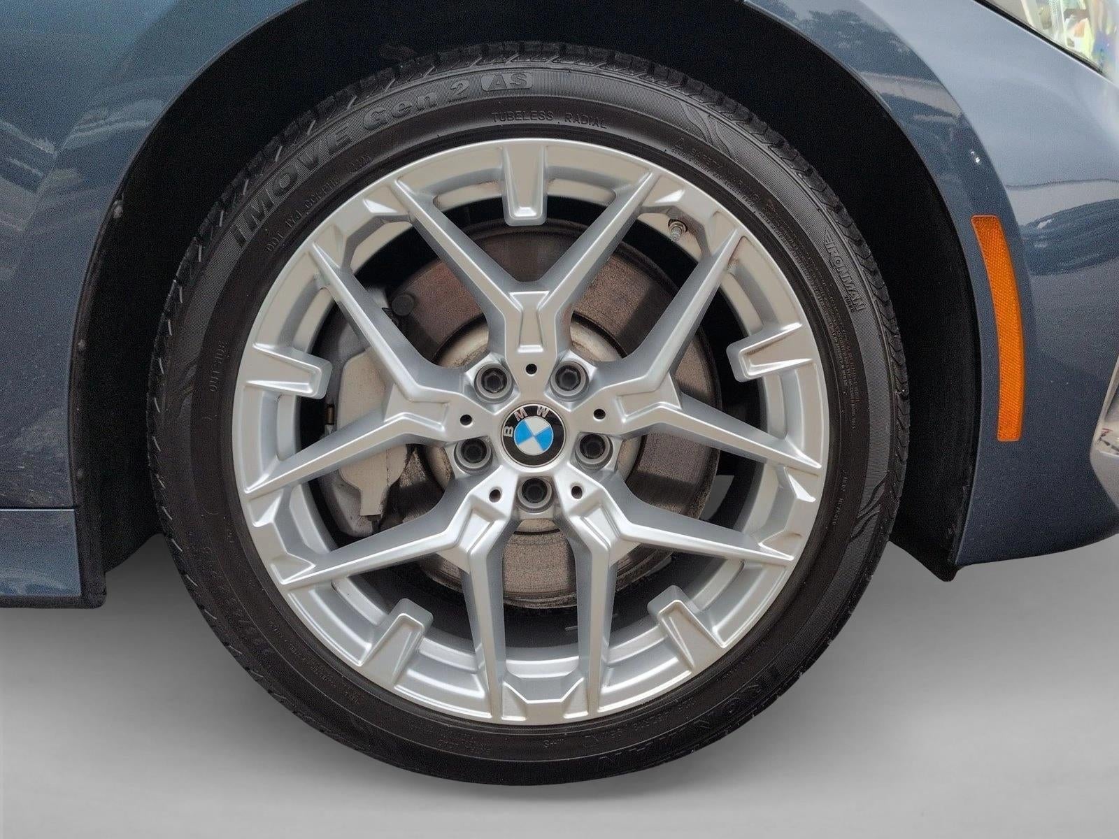2025 BMW 330i 330i