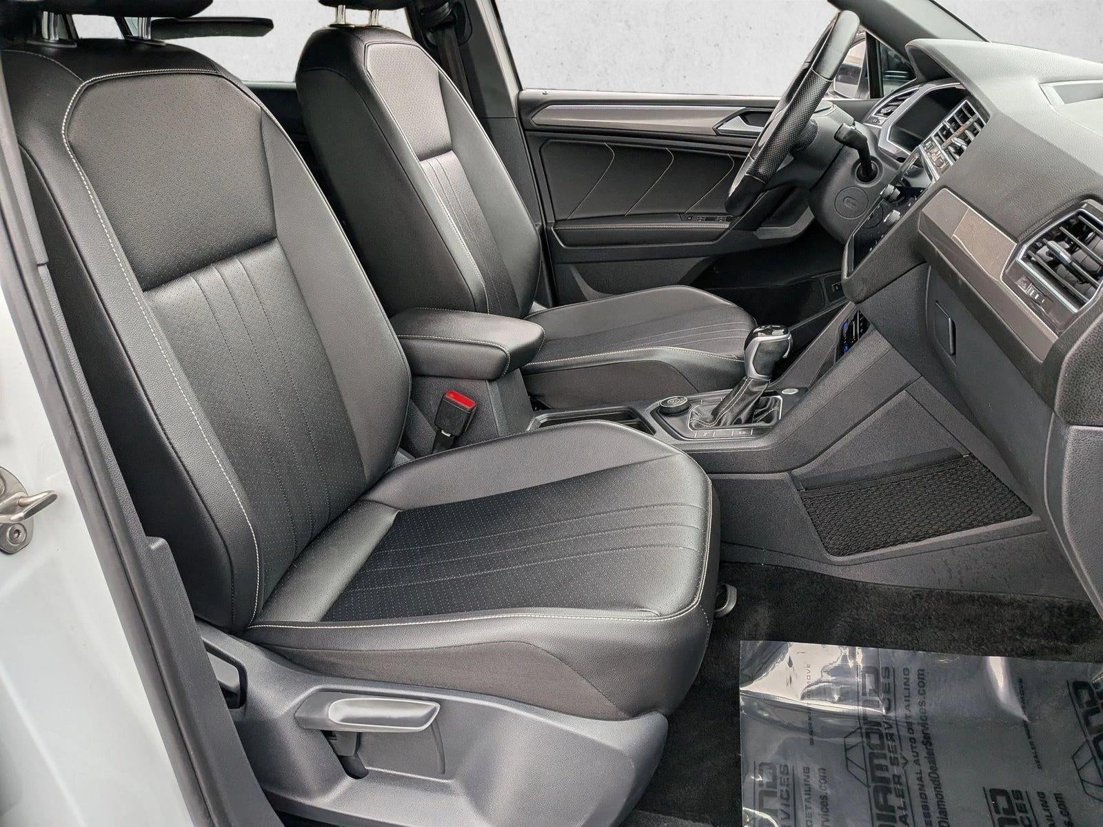 2022 Volkswagen Tiguan SE R-Line Black