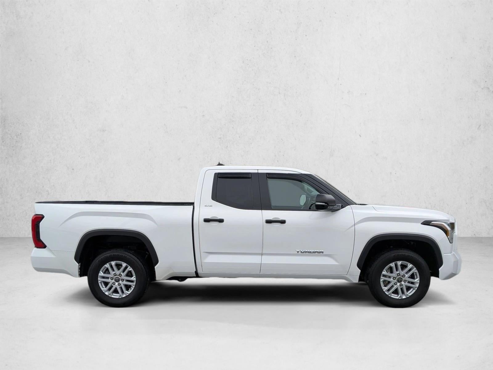 2022 Toyota Tundra 2WD SR5