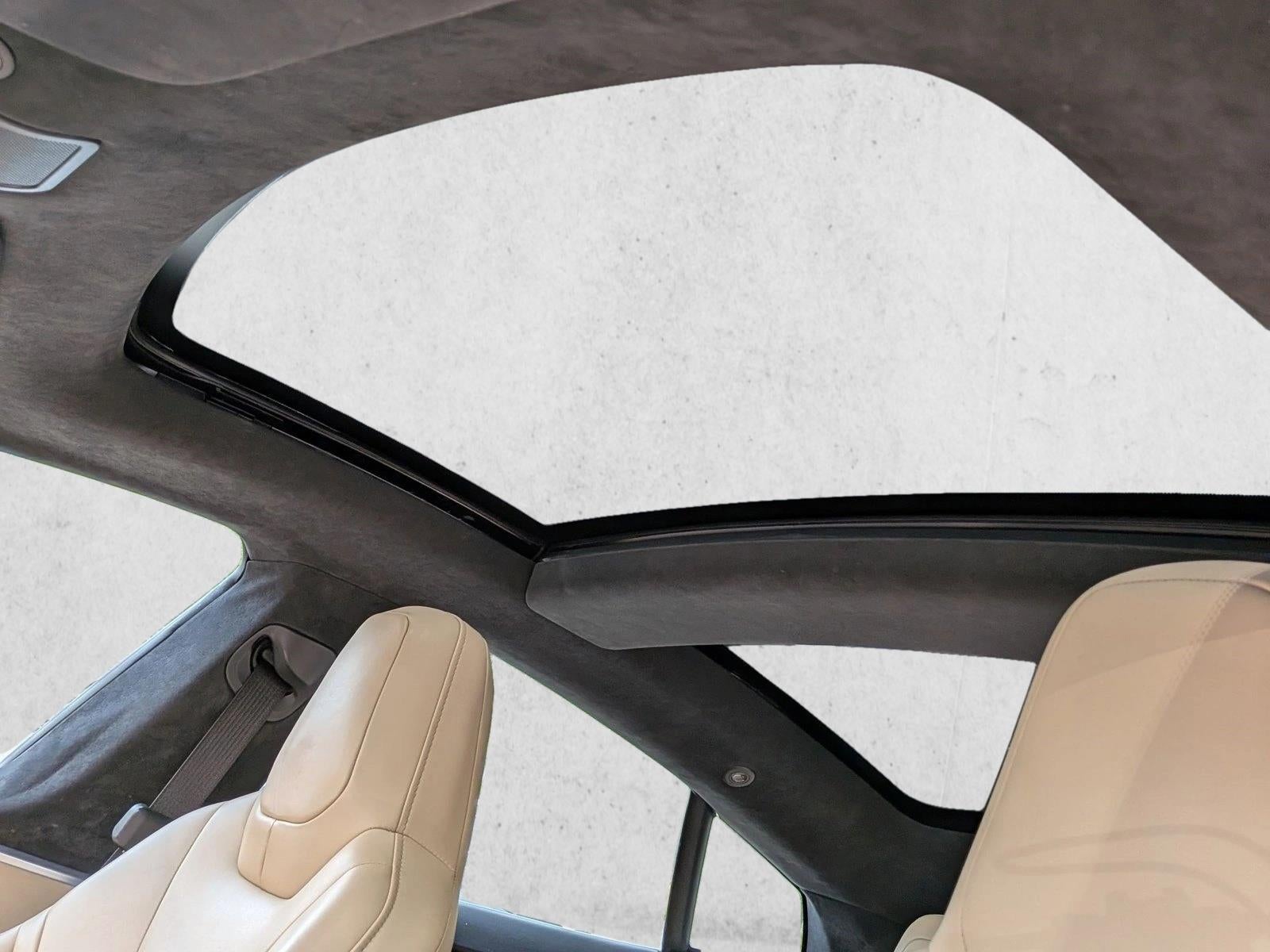 2015 Tesla Model S 70D