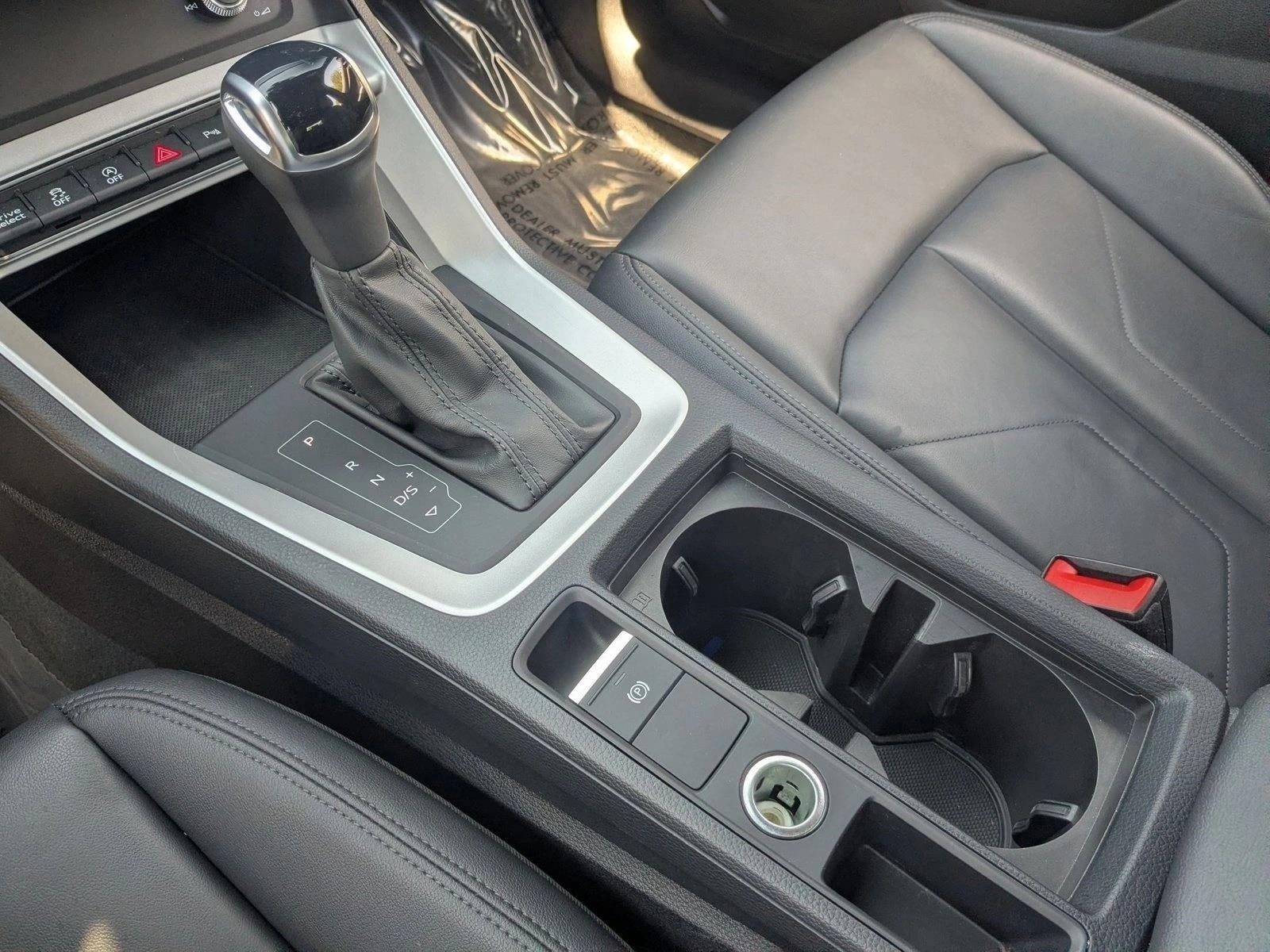 2025 Audi Q3 Premium 45 TFSI S line quattro Tiptronic