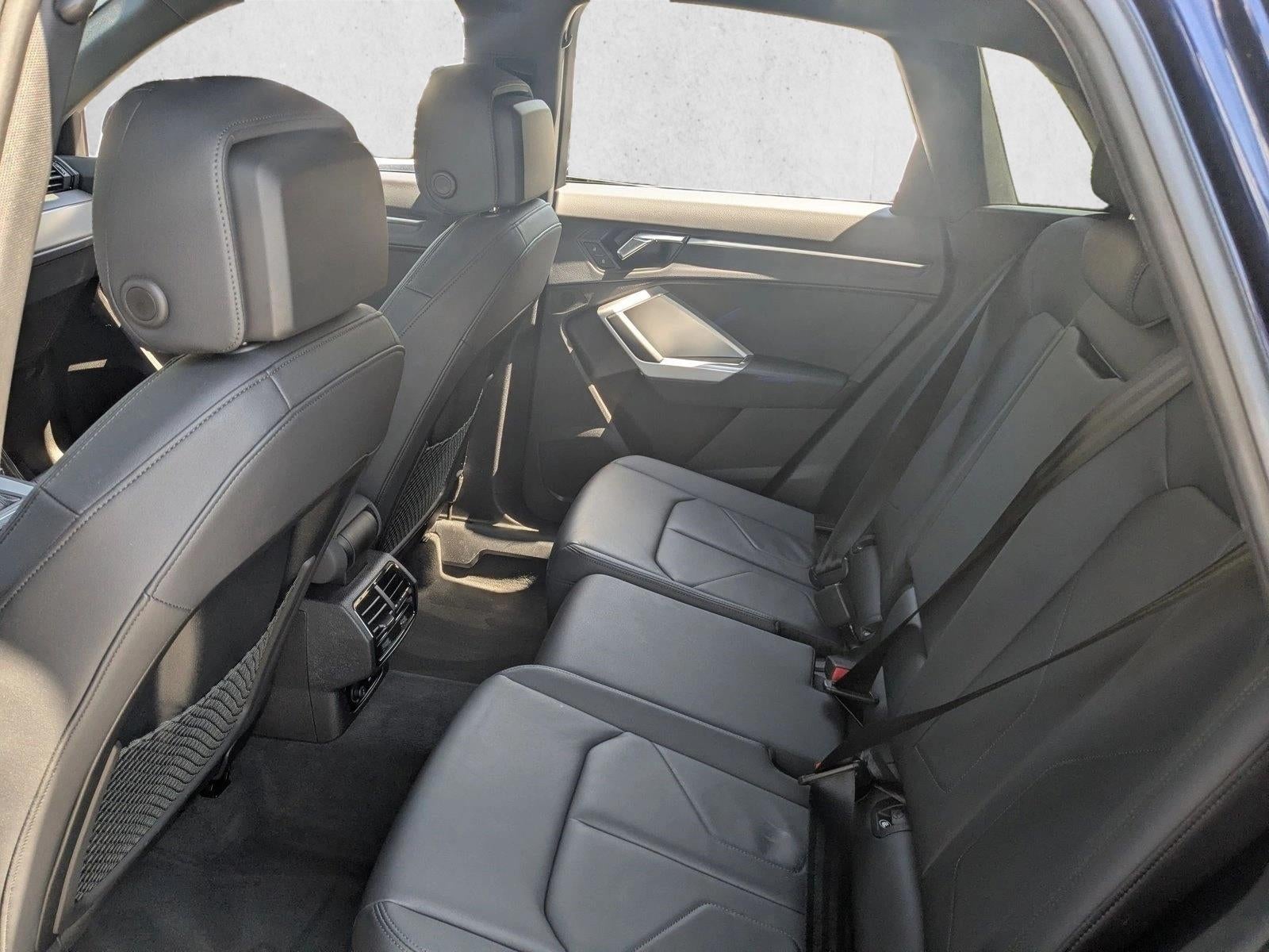 2025 Audi Q3 Premium 45 TFSI S line quattro Tiptronic