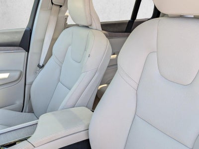2023 Volvo XC90 B5 Plus
