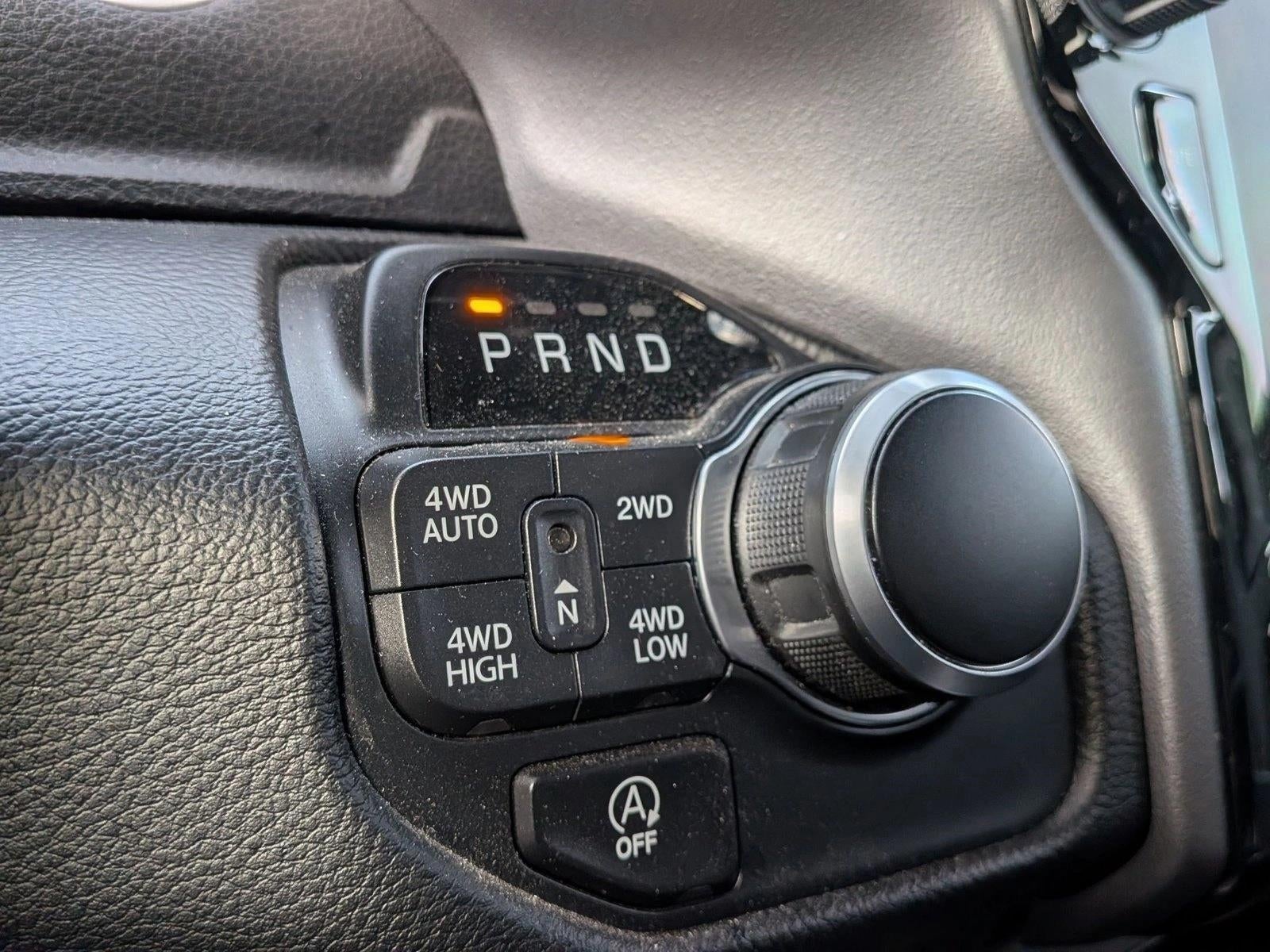 2021 RAM 1500 Big Horn Crew Cab 4x4 5'7" Box