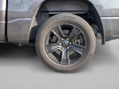 2021 RAM 1500 Big Horn Crew Cab 4x4 5'7" Box