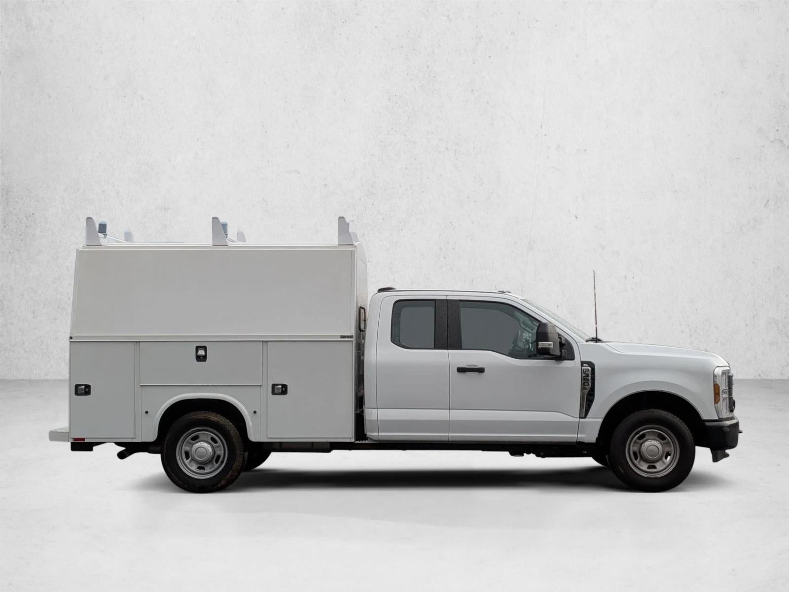 2024 Ford Super Duty F-350 SRW XL