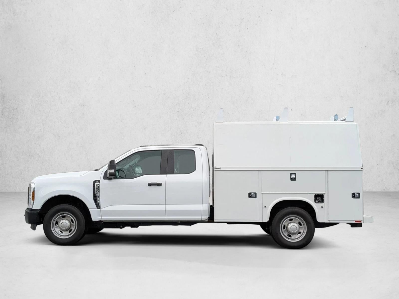 2024 Ford Super Duty F-350 SRW XL