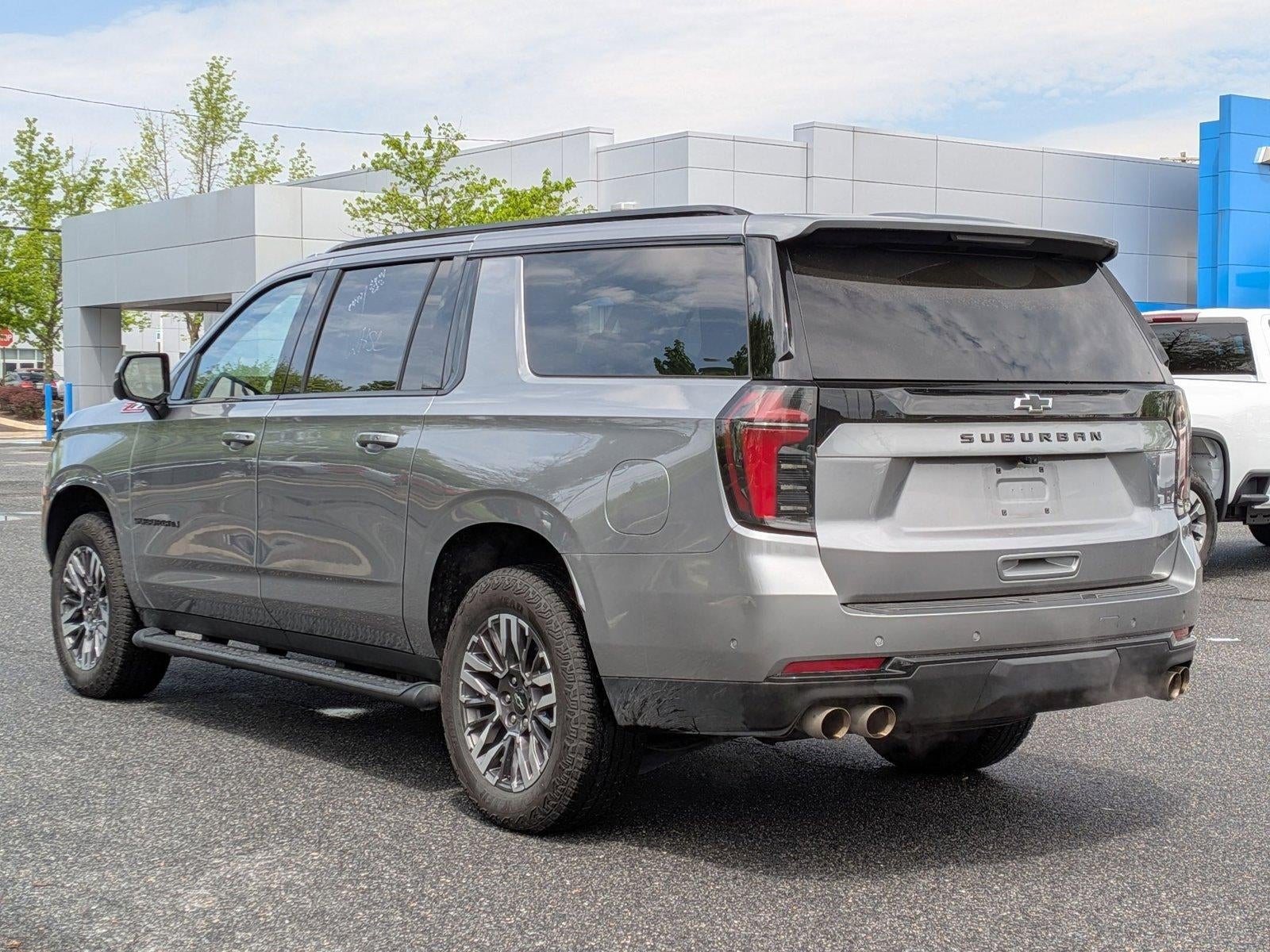 2025 Chevrolet Suburban Z71