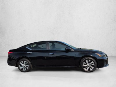 2023 Nissan Altima S FWD