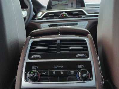 2022 BMW 750 i xDrive