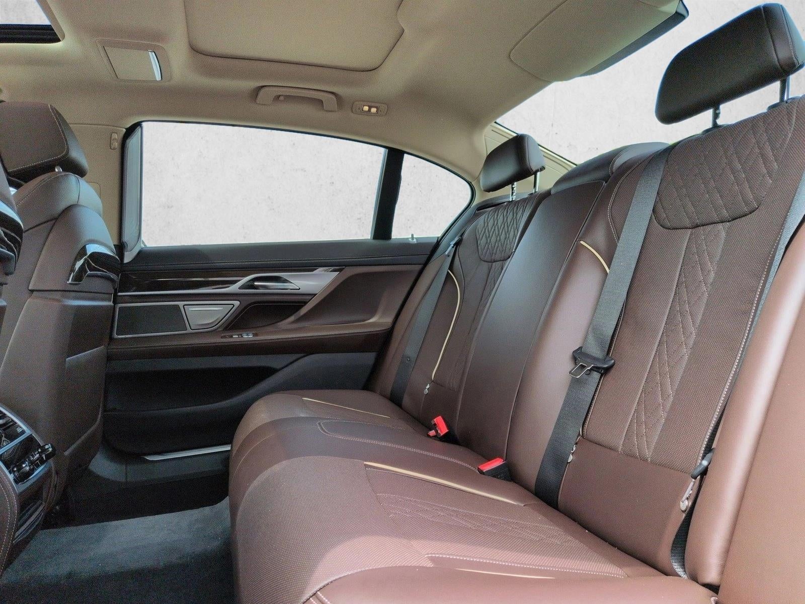 2022 BMW 750 i xDrive