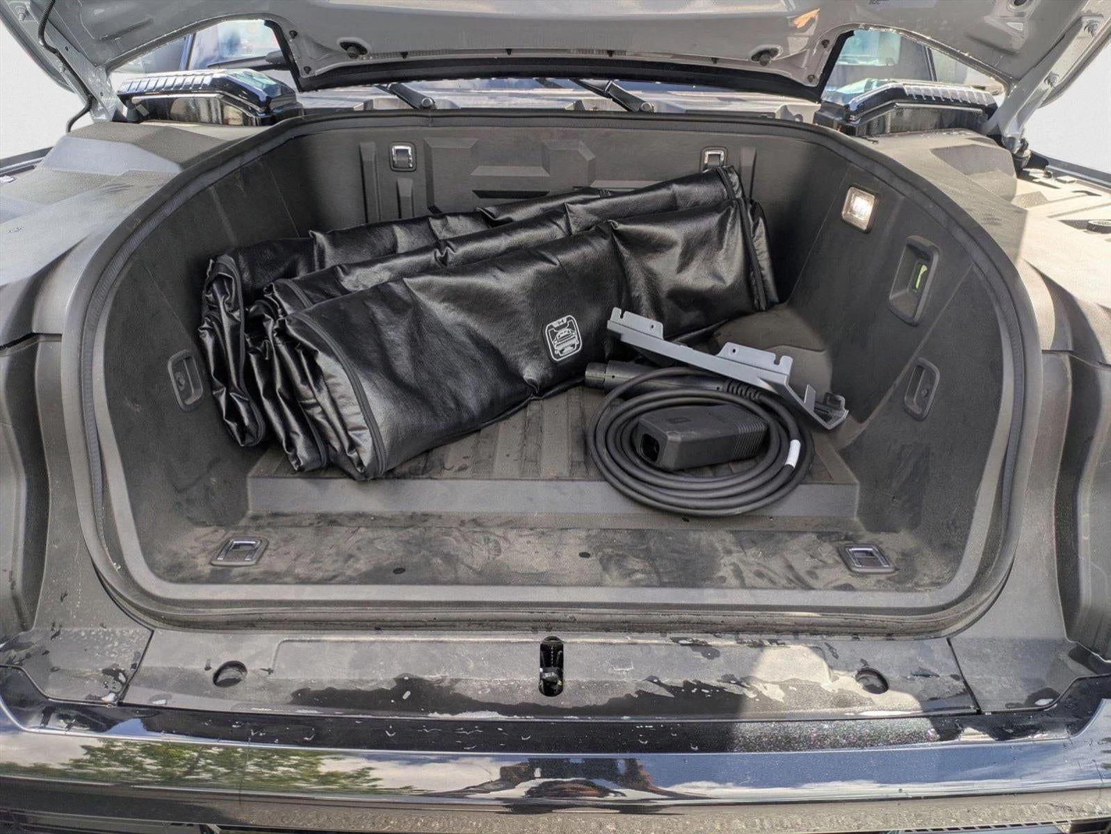 2024 GMC HUMMER EV SUV 2X