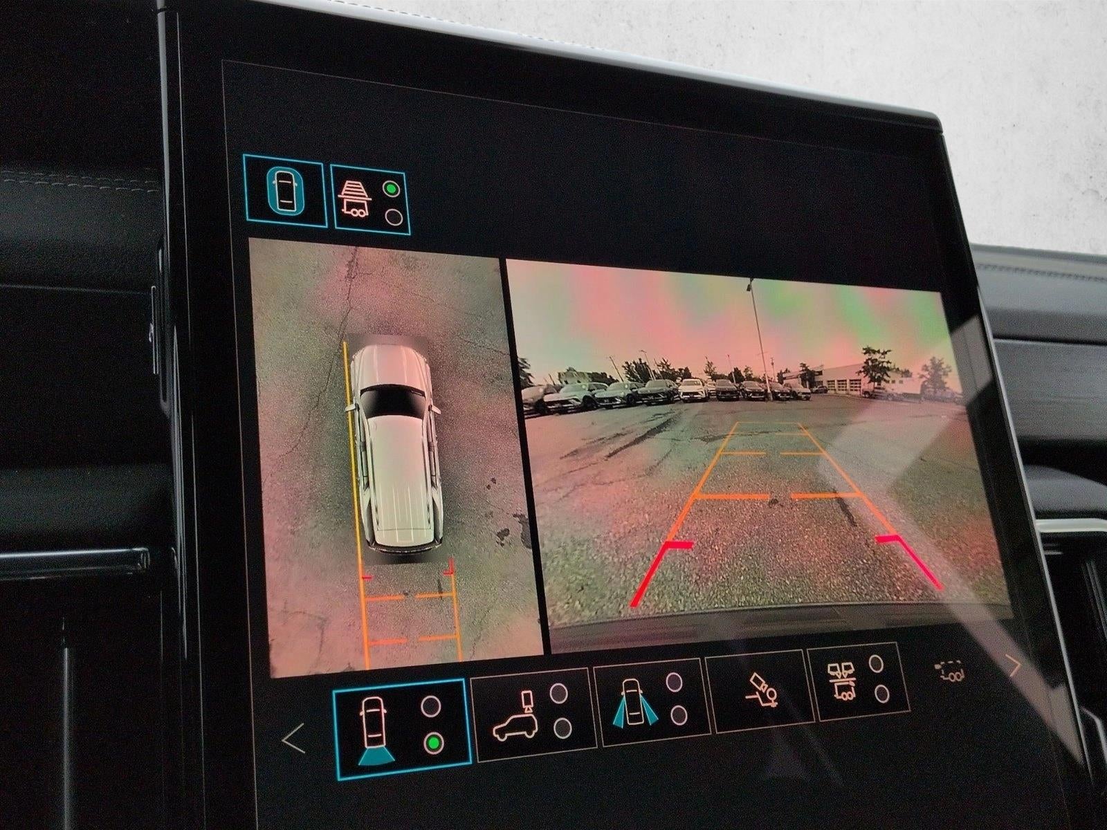 2026 GMC Yukon Denali - Photo 13
