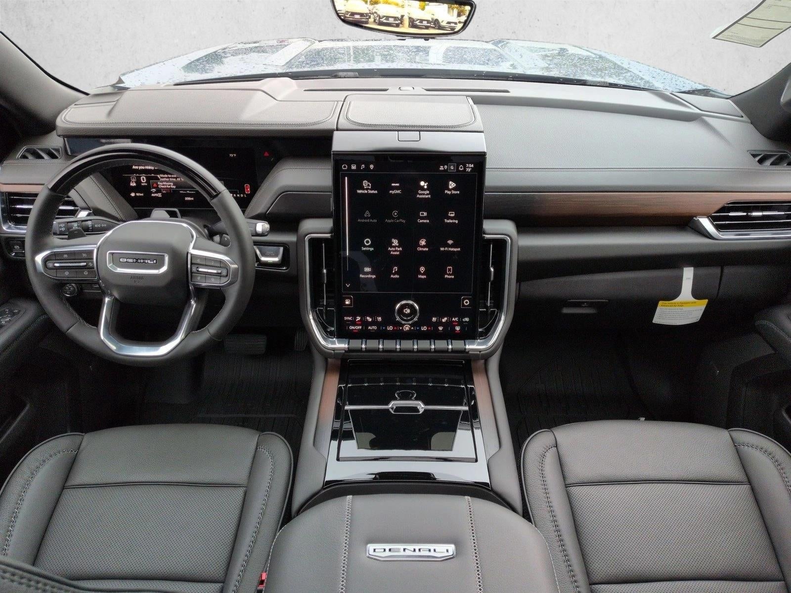 2026 GMC Yukon Denali - Photo 14