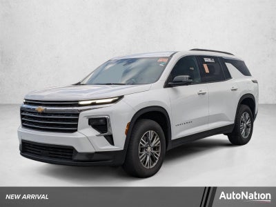 2024 Chevrolet Traverse LT