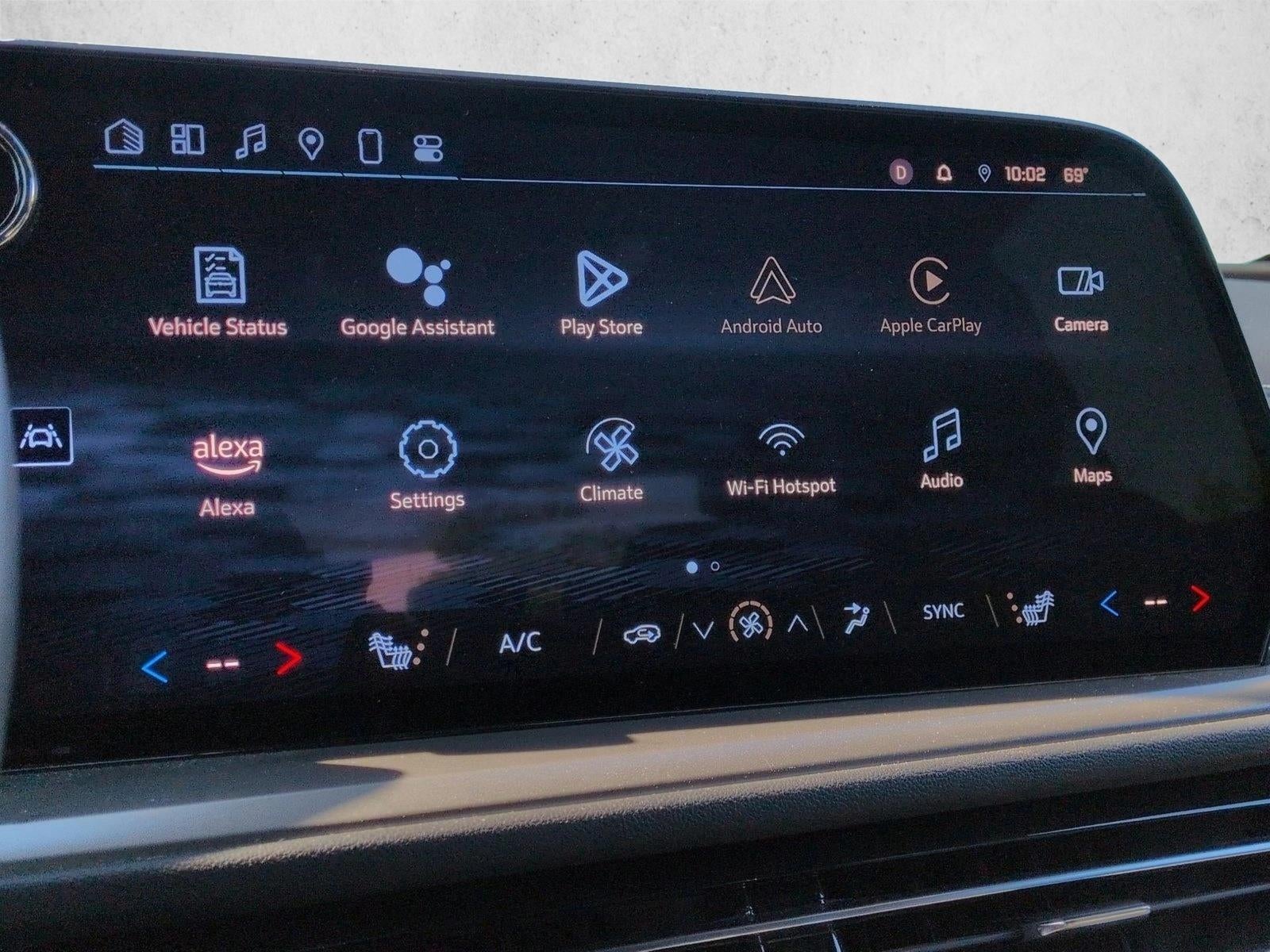 2024 Chevrolet Traverse LT