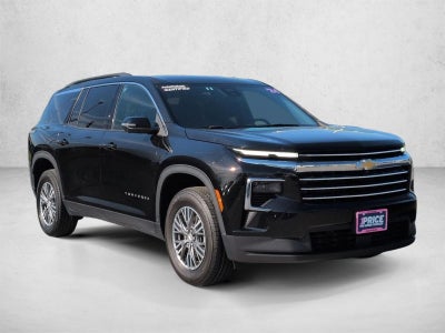 2024 Chevrolet Traverse LT