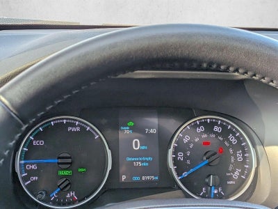 2022 Toyota RAV4 Hybrid SE