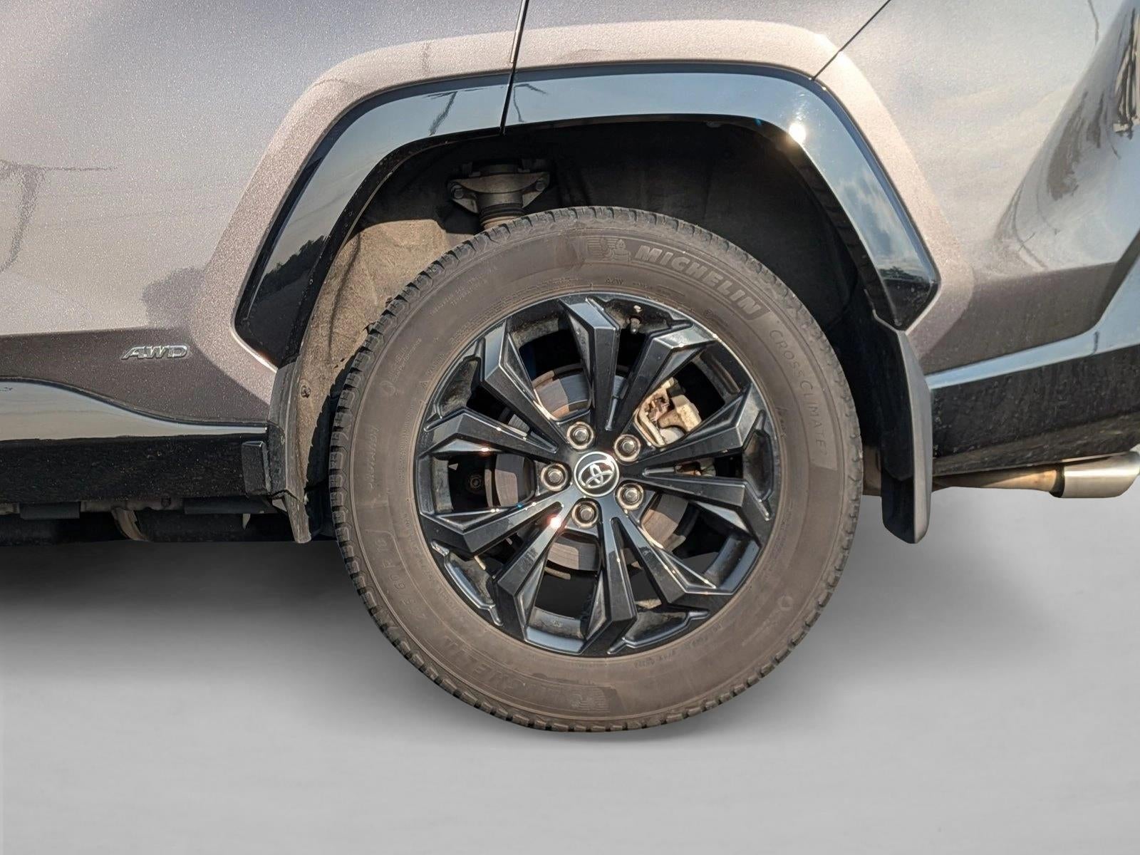 2022 Toyota RAV4 Hybrid SE