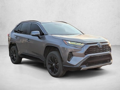 2022 Toyota RAV4 Hybrid SE