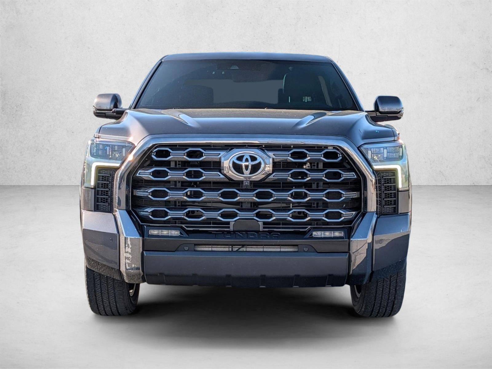 2022 Toyota Tundra 4WD Platinum
