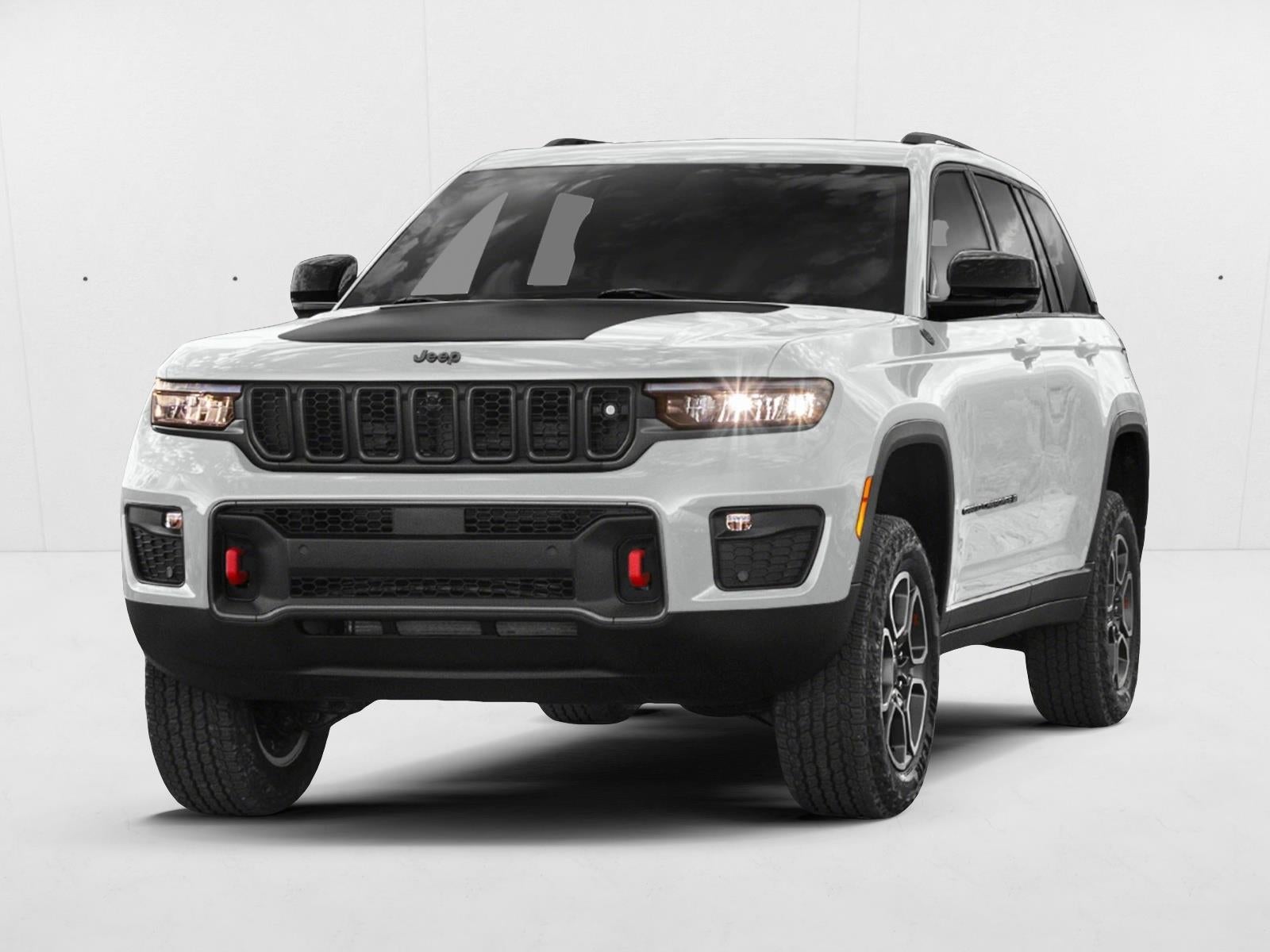 2023 Jeep Grand Cherokee Laredo 4x4