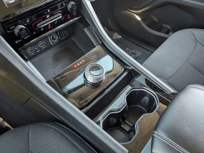2023 Jeep Grand Cherokee Laredo 4x4