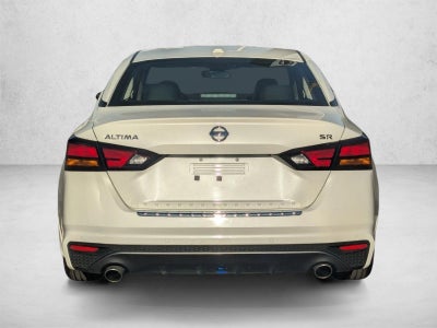 2022 Nissan Altima 2.5 SR Sedan