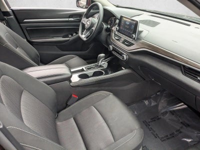 2023 Nissan Altima 2.5 SV Sedan
