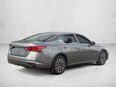 2023 Nissan Altima 2.5 SV Sedan