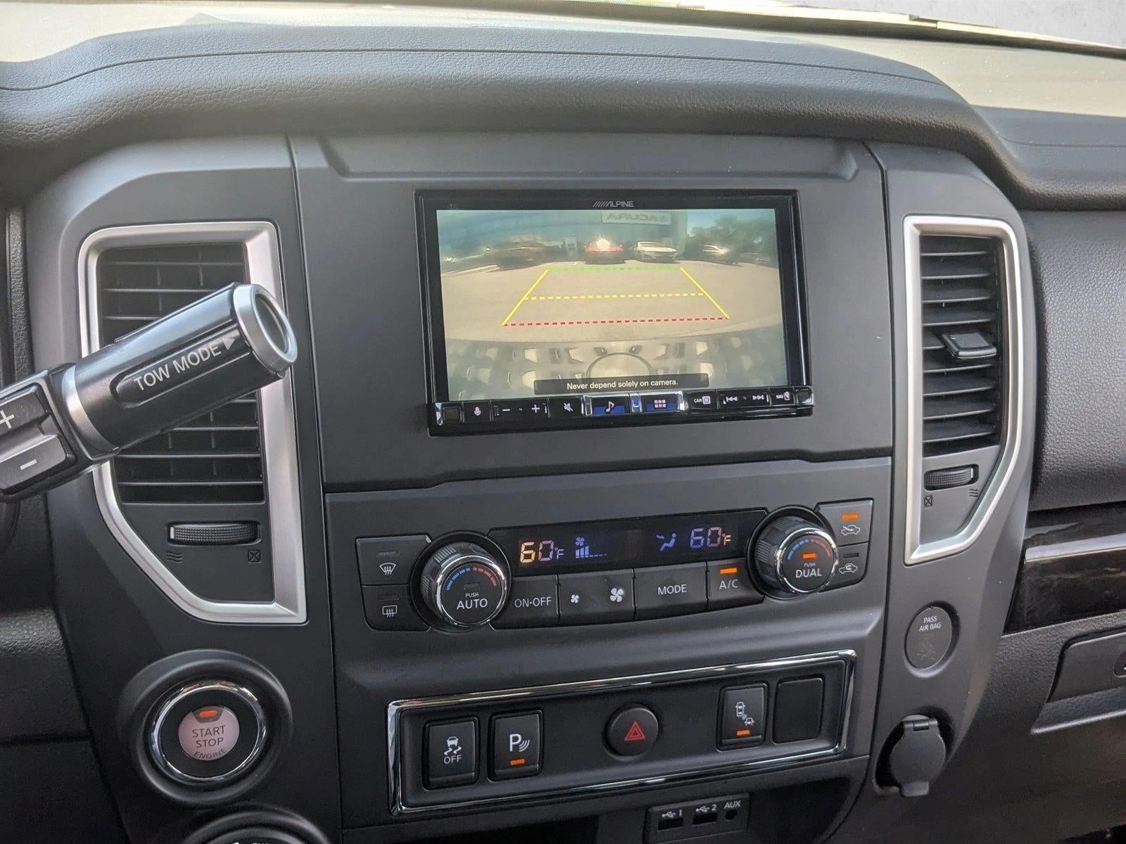 2019 Nissan Titan 4x4 Crew Cab SV