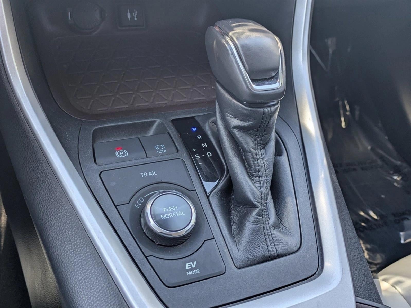 2019 Toyota RAV4 Hybrid Limited AWD (Natl)