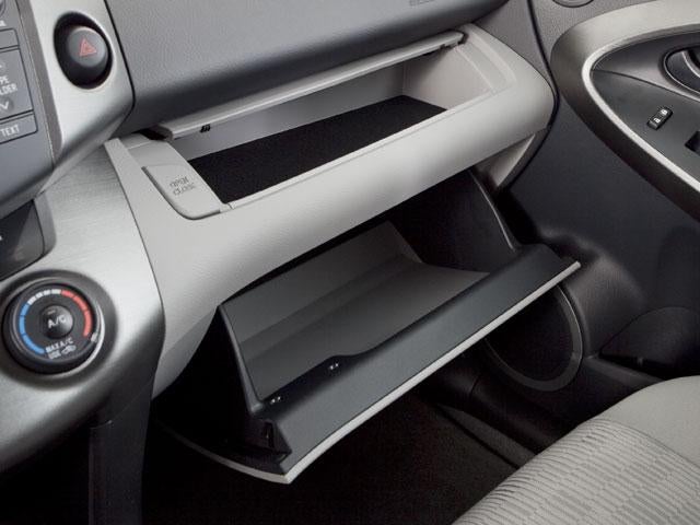 2010 Toyota RAV4 FWD 4dr 4-cyl 4-Spd AT (Natl)