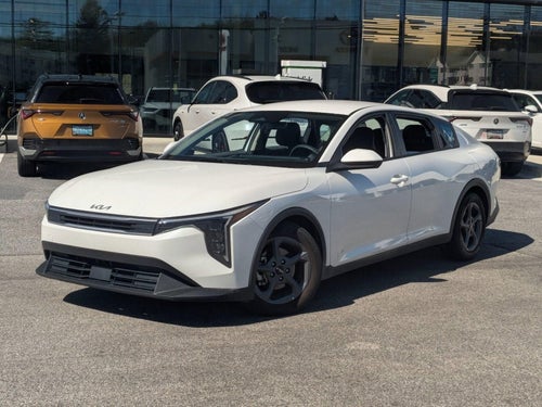 2025 Kia K4 LXS FWD