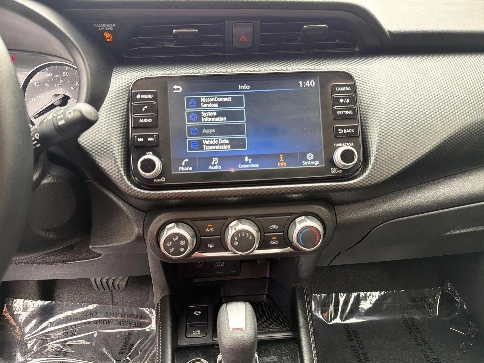 2024 Nissan Kicks SV FWD