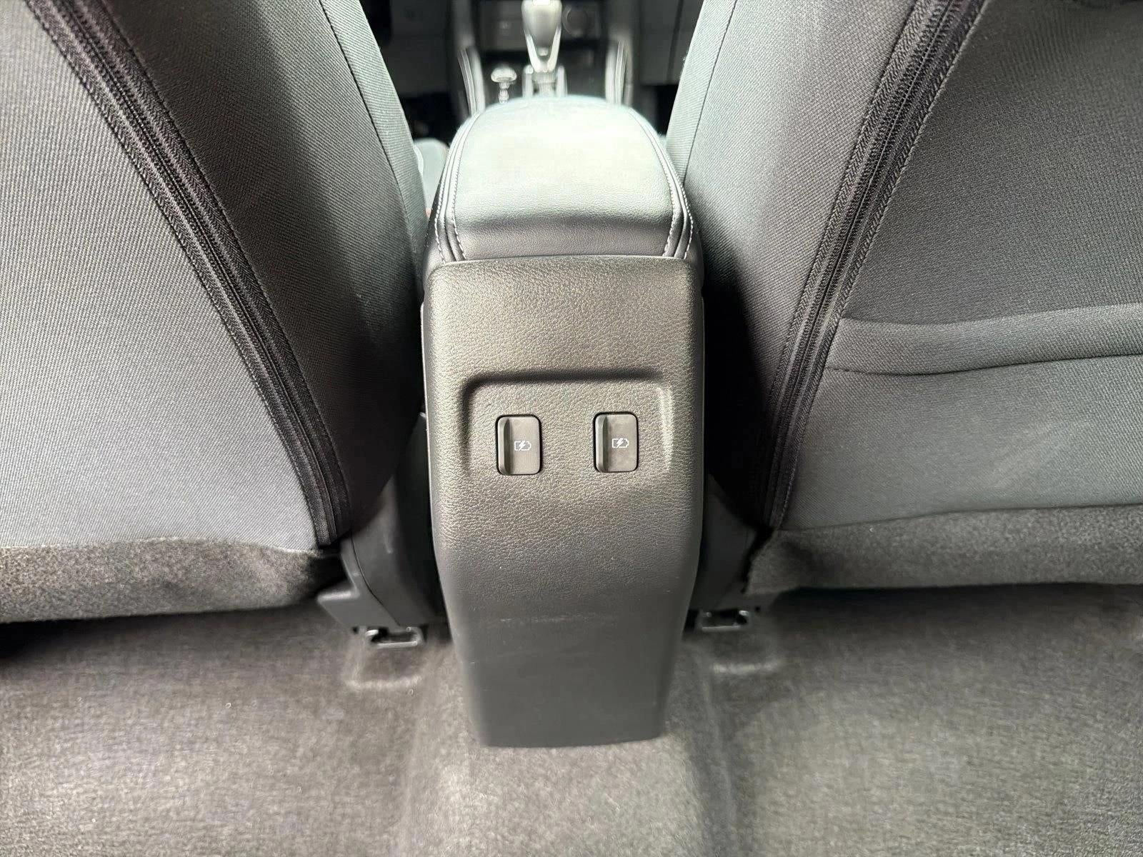 2024 Nissan Kicks SV FWD