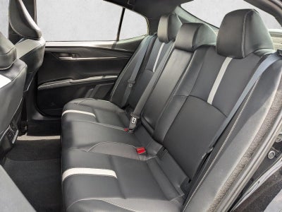 2025 Toyota Camry LE (SE)