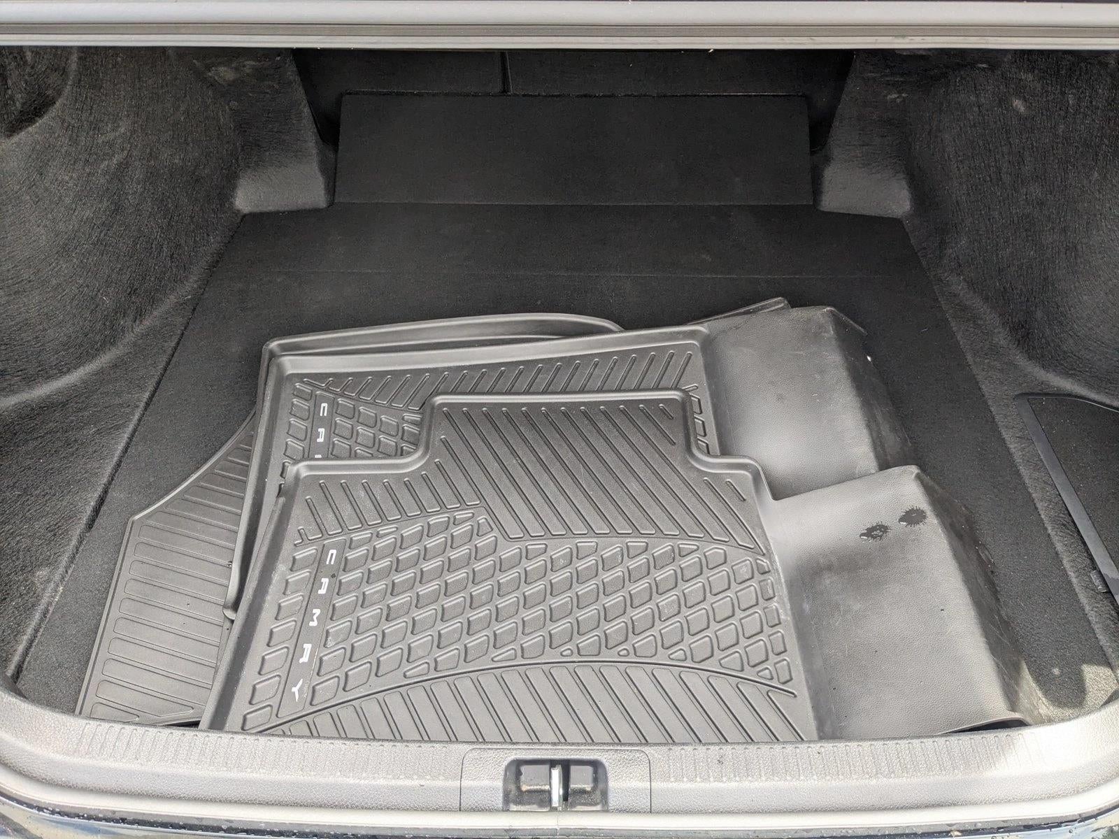 2025 Toyota Camry LE (SE)