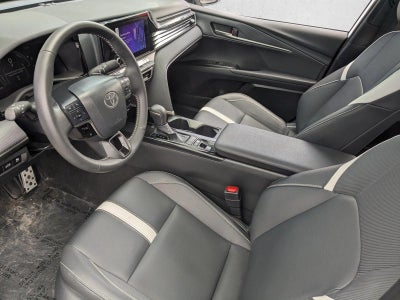 2025 Toyota Camry LE (SE)
