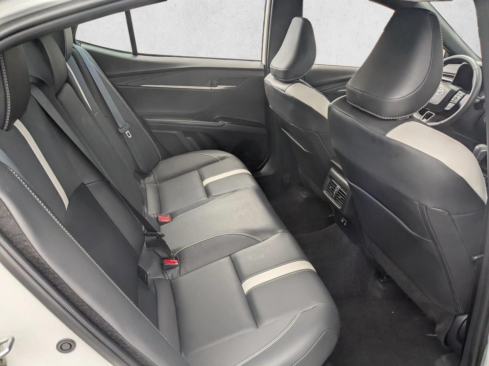 2025 Toyota Camry LE (SE)