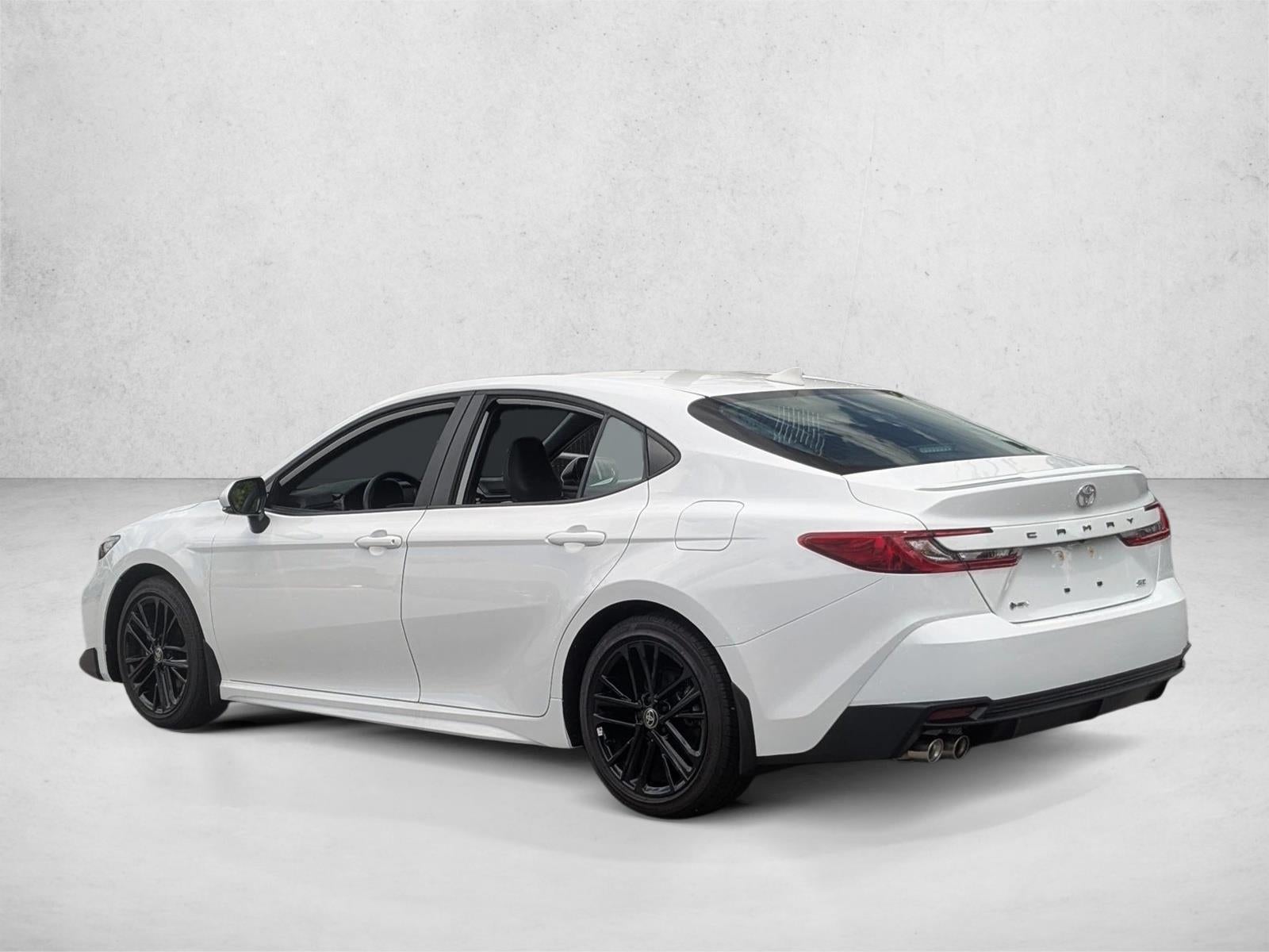 2025 Toyota Camry LE (SE)
