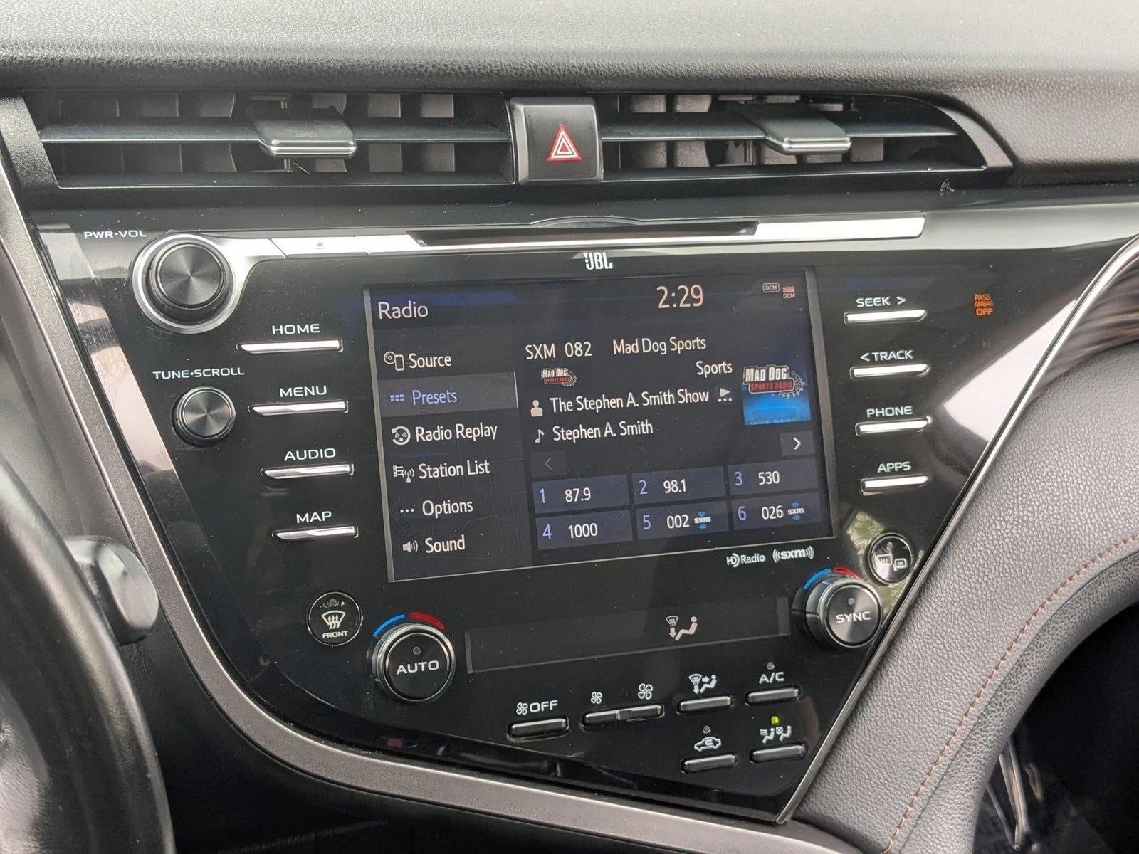 2020 Toyota Camry Hybrid XLE CVT (Natl)