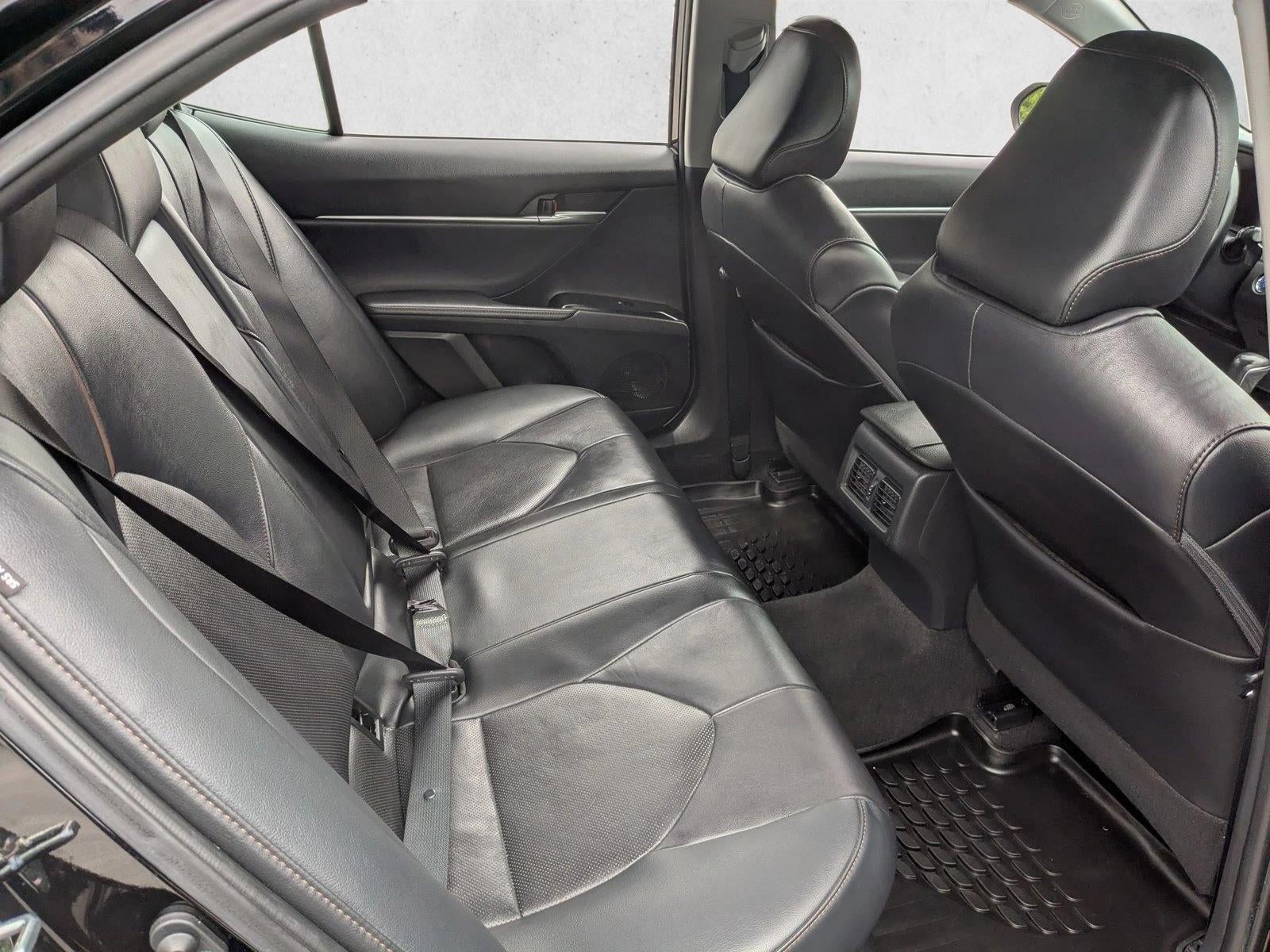2020 Toyota Camry Hybrid XLE CVT (Natl)